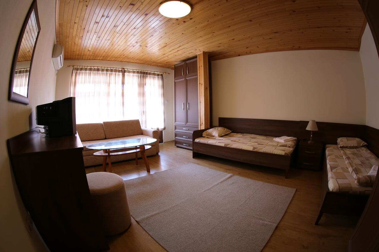 Aurora Guest House Νεσέμπαρ Εξωτερικό φωτογραφία